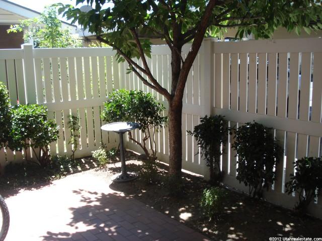 5902 S Sultan Cir, Murray, UT 84107 — photo 2