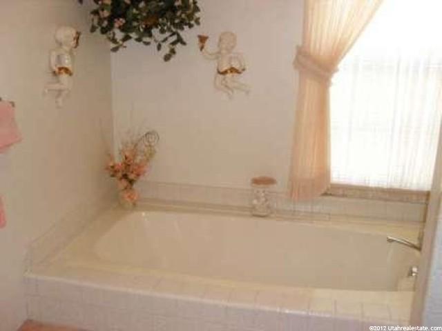 3775 W 5900 S, Roy, UT 84067 — photo 9