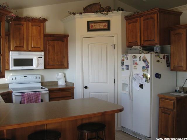 120 W 600 S, Mona, UT 84645 — photo 2