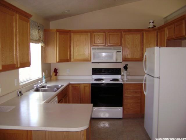 5277 Midland Dr, Roy, UT 84067 — photo 5