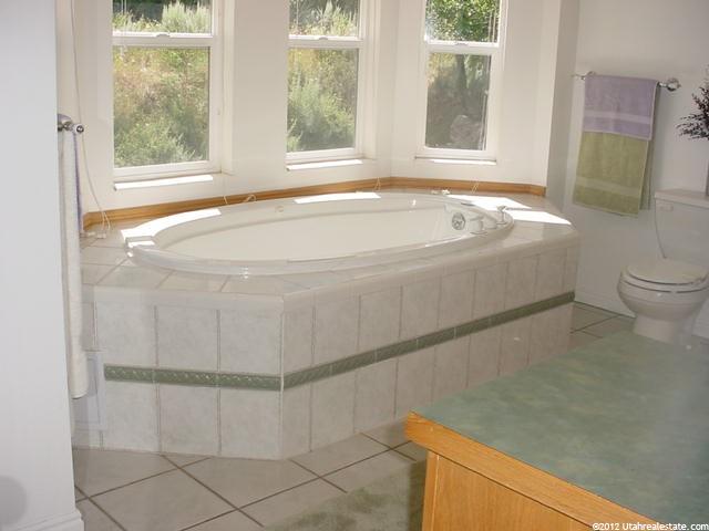 832 Avalon Hills Dr, Ogden, UT 84404 — photo 8