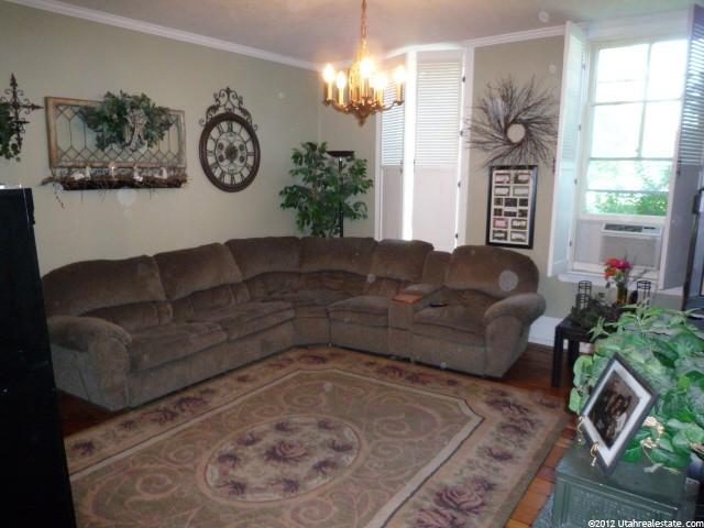 39 E 400 S, Logan, UT 84321 — photo 2