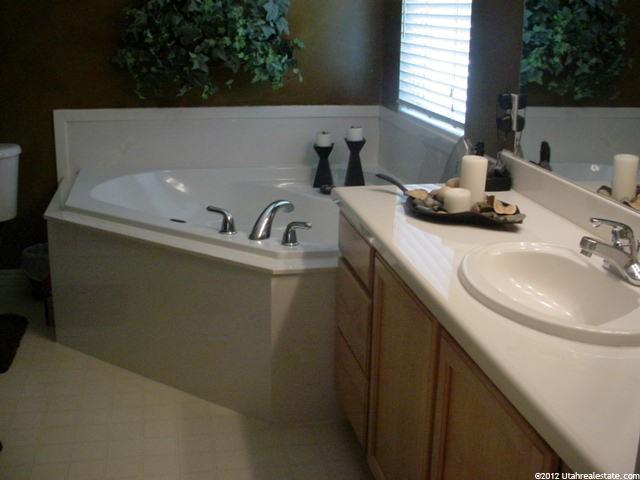 2051 N 775 E, North Ogden, UT 84414 — photo 8