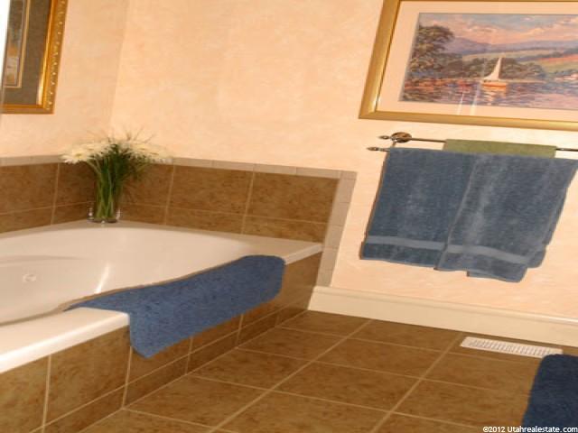 445 N Choke Cherry Ln W, Providence, UT 84332 — photo 6