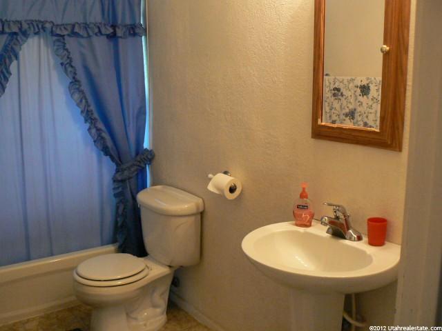 3736 S 2100 W, Roy, UT 84067 — photo 7