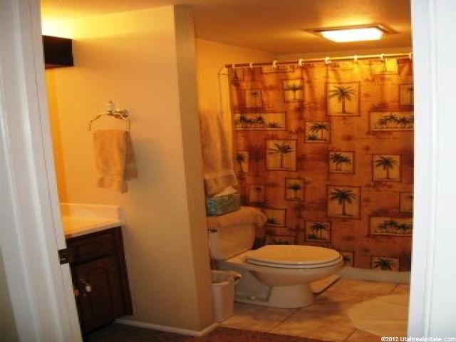 272 E Peach Ln, Bountiful, UT 84010 — photo 10