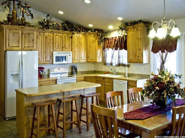 644 W 3600 S, Riverdale, UT 84405 — photo 5