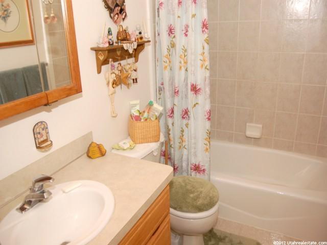 1021 Sara Ln, Ogden, UT 84404 — photo 6