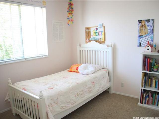 327 Eaglebrook Dr, Sandy, UT 84070 — photo 8