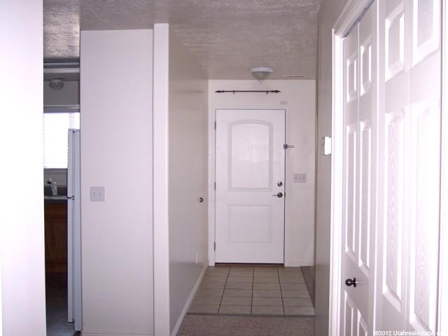 2041 N 1720 W, Clinton, UT 84015 — photo 4