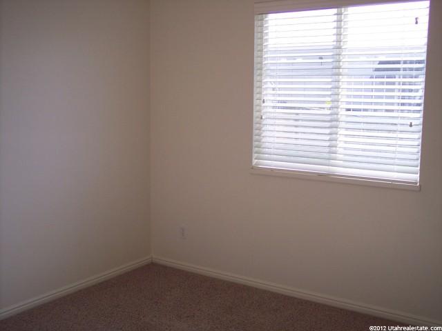 2041 N 1720 W, Clinton, UT 84015 — photo 6