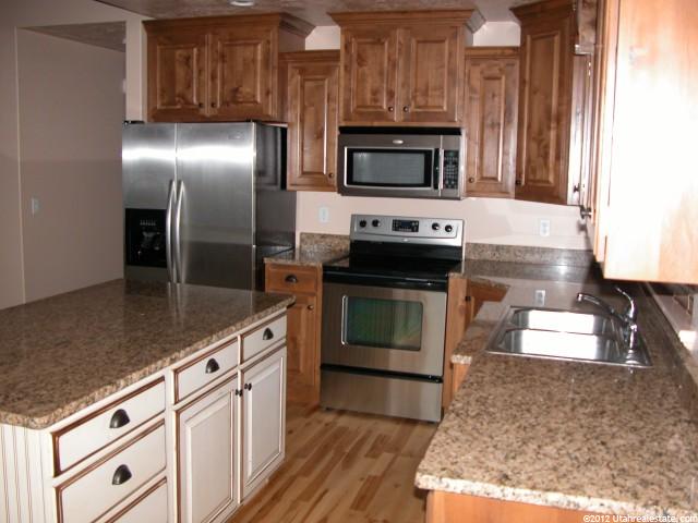 1537 E 925 S, Clearfield, UT 84015 — photo 2