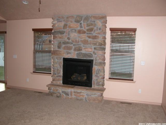 1537 E 925 S, Clearfield, UT 84015 — photo 10