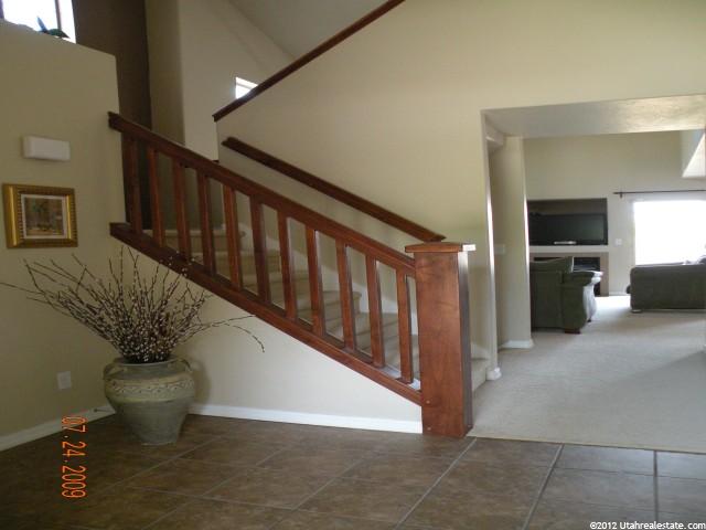 709 Timbercraft Ln, Midvale, UT 84047 — photo 2