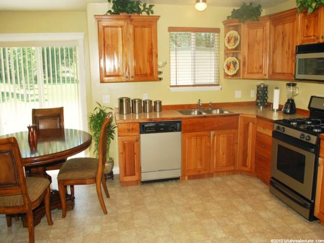 849 Quinn Ct, Ogden, UT 84404 — photo 3