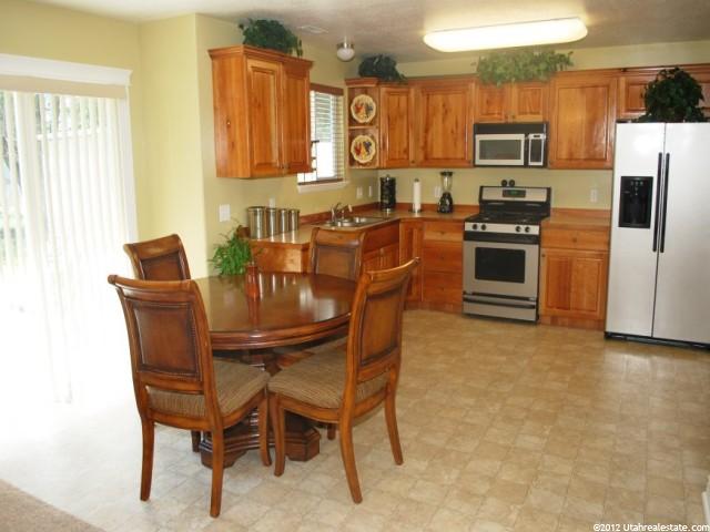 849 Quinn Ct, Ogden, UT 84404 — photo 4