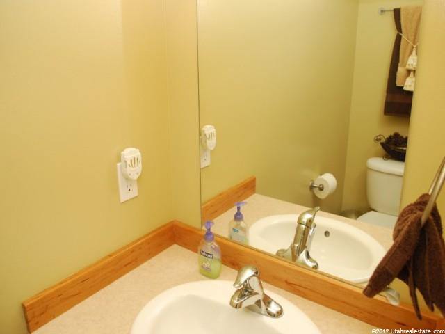 849 Quinn Ct, Ogden, UT 84404 — photo 5