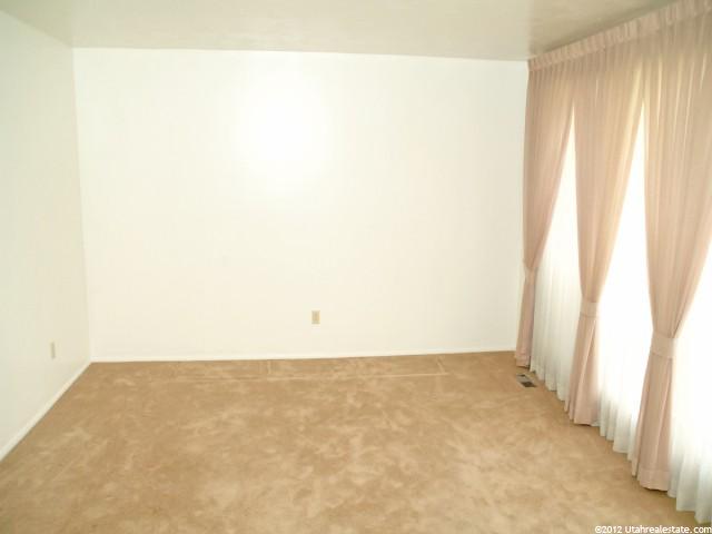 1475 E Petal Cir, Sandy, UT 84092 — photo 2