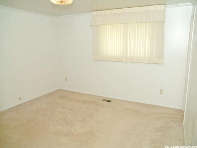 1475 E Petal Cir, Sandy, UT 84092 — photo 5