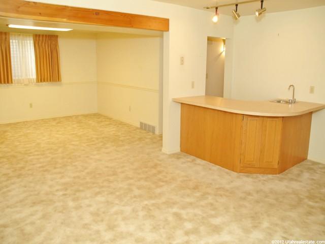 1475 E Petal Cir, Sandy, UT 84092 — photo 7