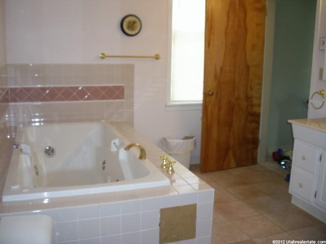 156 S 200 E, Downey, ID 83234 — photo 8