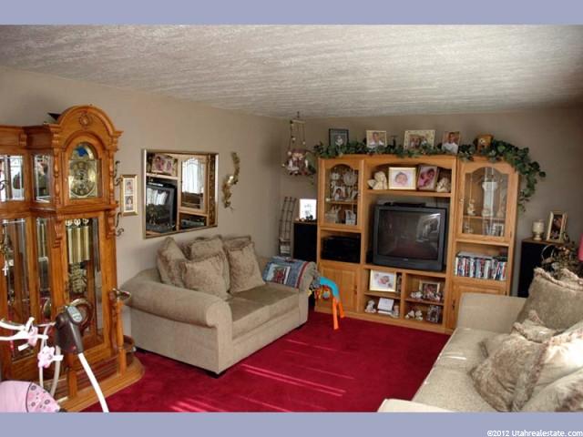 1736 N 550 W, Clinton, UT 84015 — photo 2