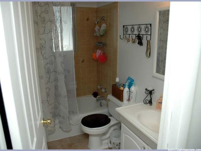 1736 N 550 W, Clinton, UT 84015 — photo 5
