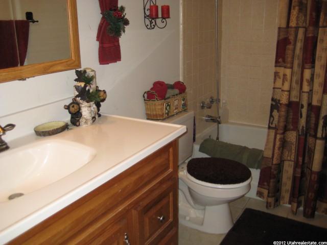 1452 N 550 W, Clinton, UT 84015 — photo 6