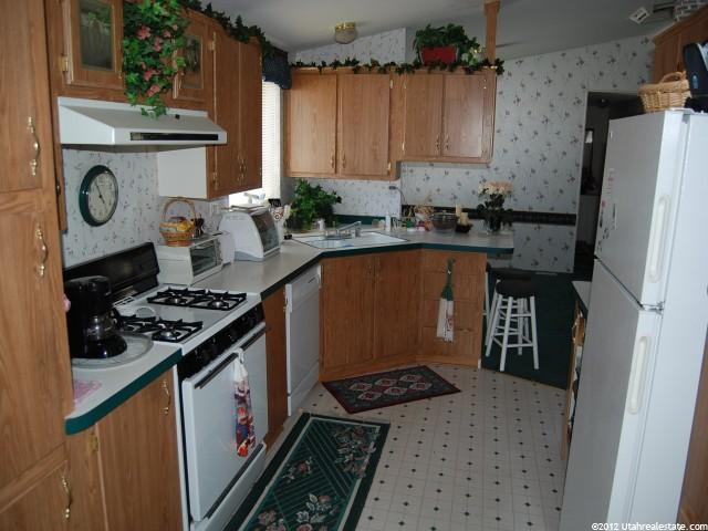 1350 W 300 N, Clearfield, UT 84015 — photo 6