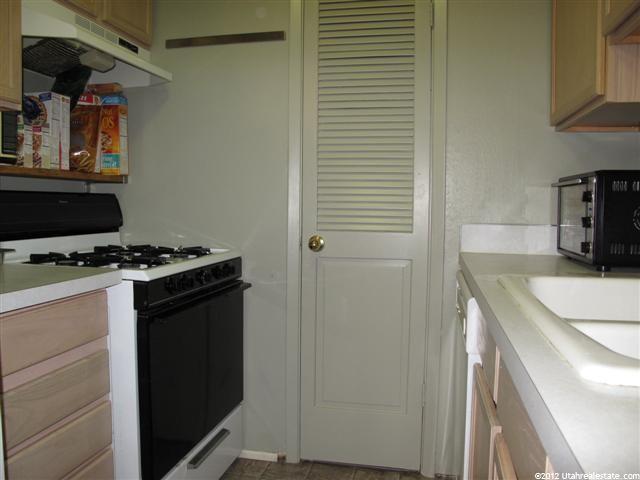 5327 S 560 E #C, Murray, UT 84107 — photo 5
