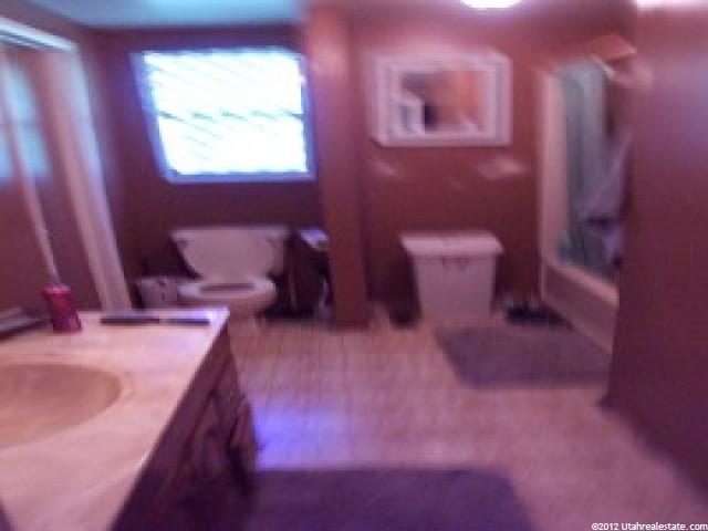 875 E 4200 S, South Ogden, UT 84405 — photo 4