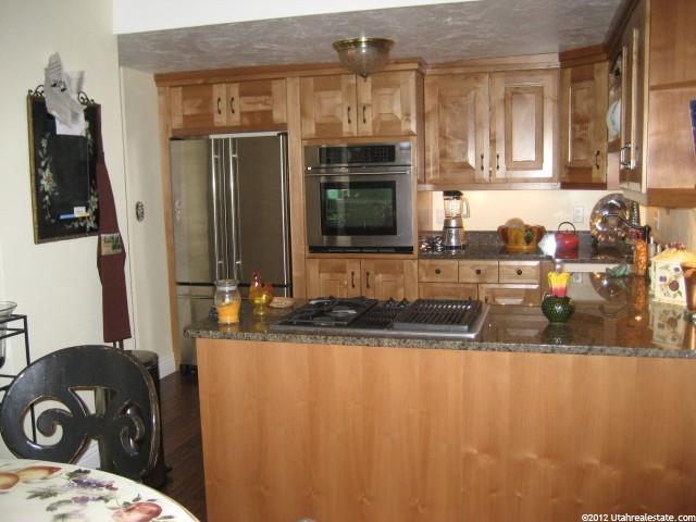 8190 S Nordic Cir E, Sandy, UT 84093 — photo 4