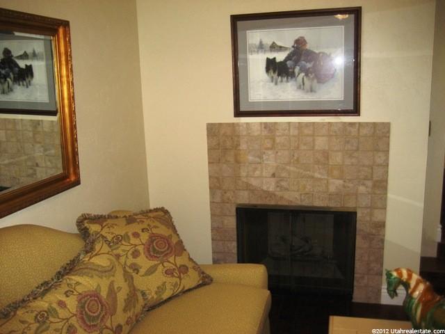 8190 S Nordic Cir E, Sandy, UT 84093 — photo 2