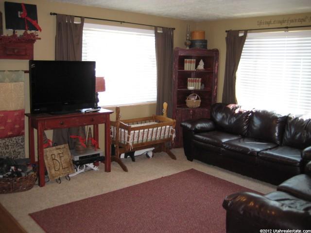74 S 500 E, Clearfield, UT 84015 — photo 3