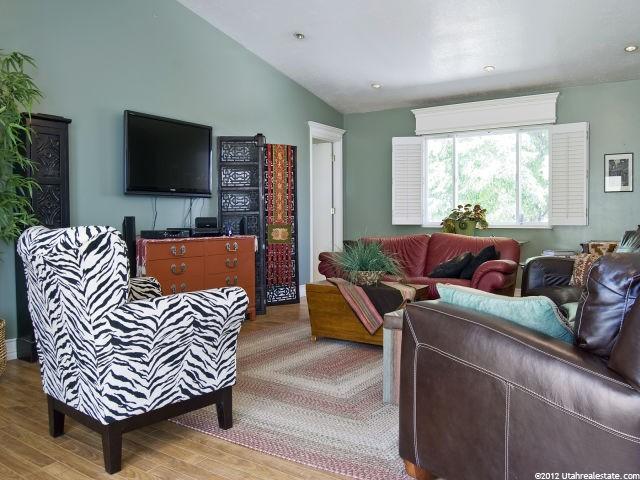 327 E 1000 N, Harrisville, UT 84404 — photo 5