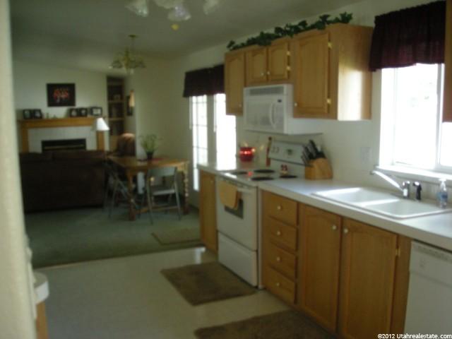 51 E 200 S, Mt Pleasant, UT 84647 — photo 2