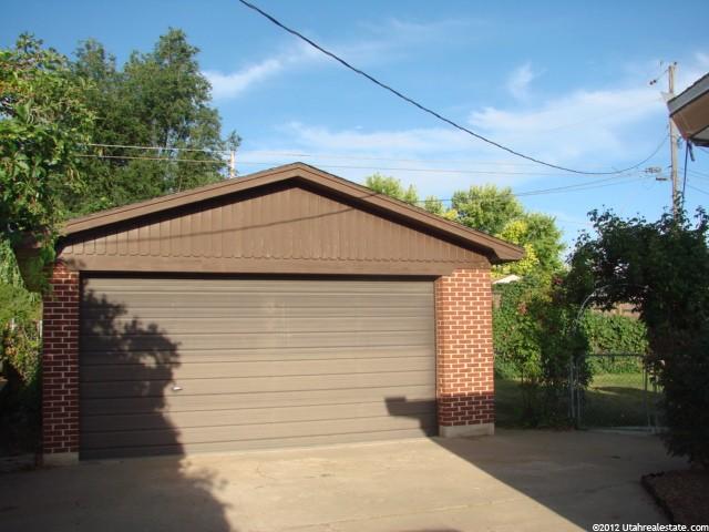 381 N 200 W, Clearfield, UT 84015 — photo 2