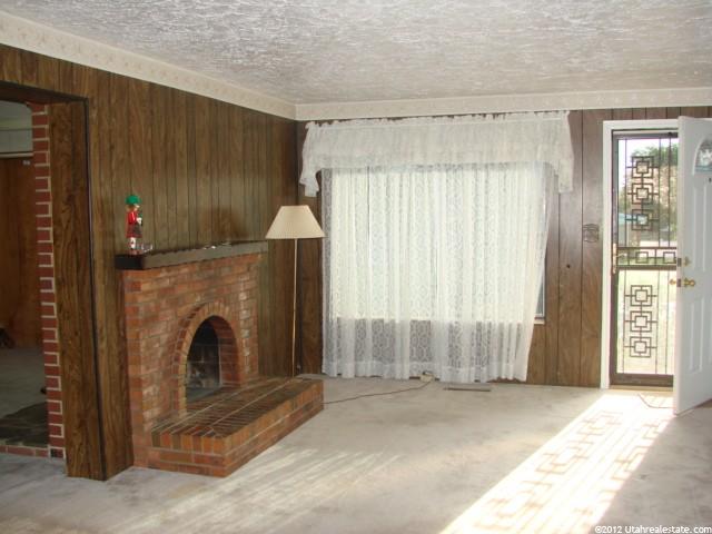 381 N 200 W, Clearfield, UT 84015 — photo 8