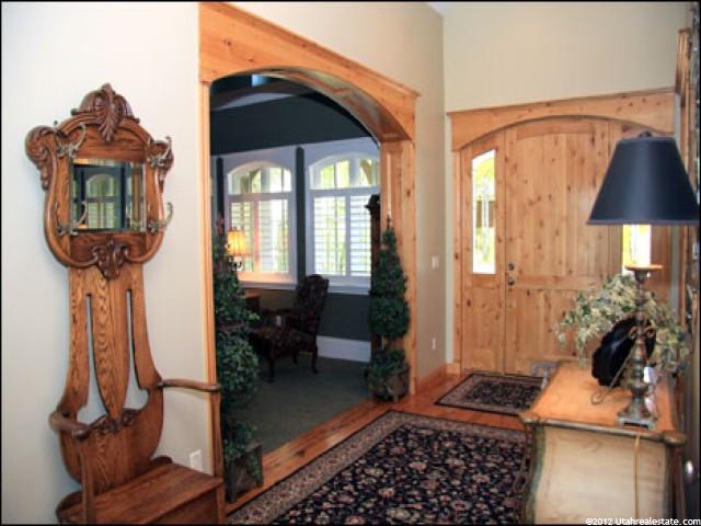 2732 S Oakwood Dr, Bountiful, UT 84010 — photo 2