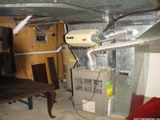 85 S 100 E, Brigham City, UT 84302 — photo 8