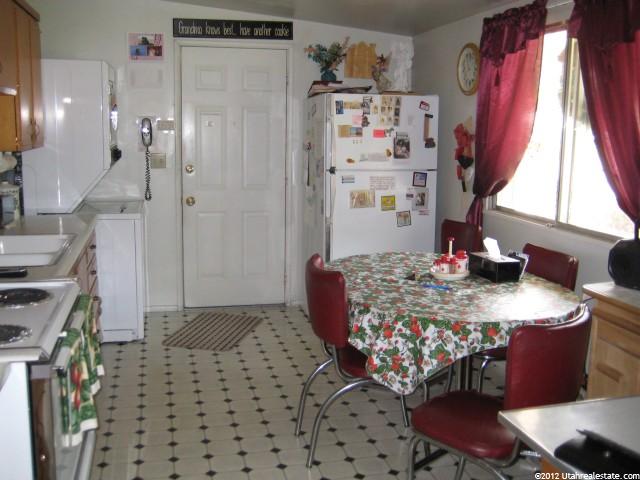 871 N Jefferson Ave, Ogden, UT 84404 — photo 3