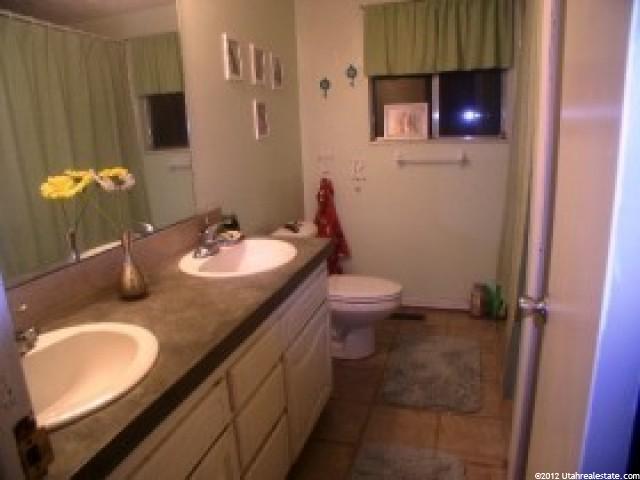 981 E 1700 N, North Ogden, UT 84414 — photo 4
