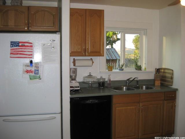 71 E Center St, Lewiston, UT 84320 — photo 2
