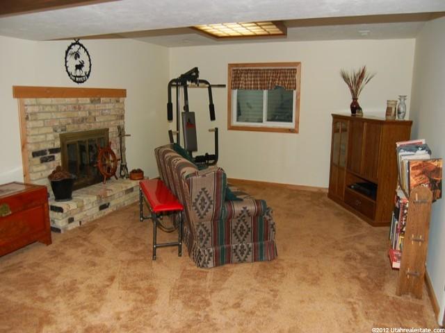 1544 Tameron Dr, Sandy, UT 84092 — photo 9
