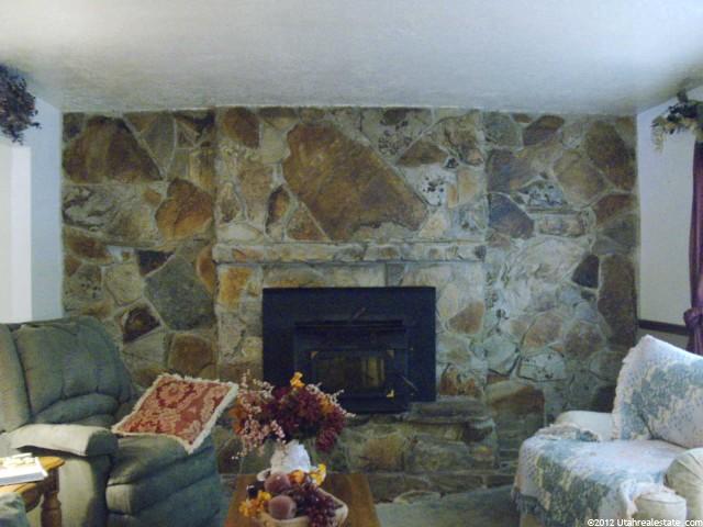 1040 N Kimberly Dr, Layton, UT 84040 — photo 11