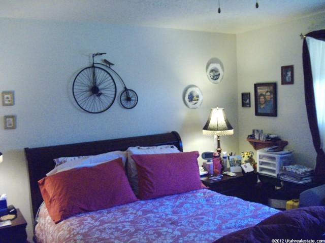1040 N Kimberly Dr, Layton, UT 84040 — photo 6