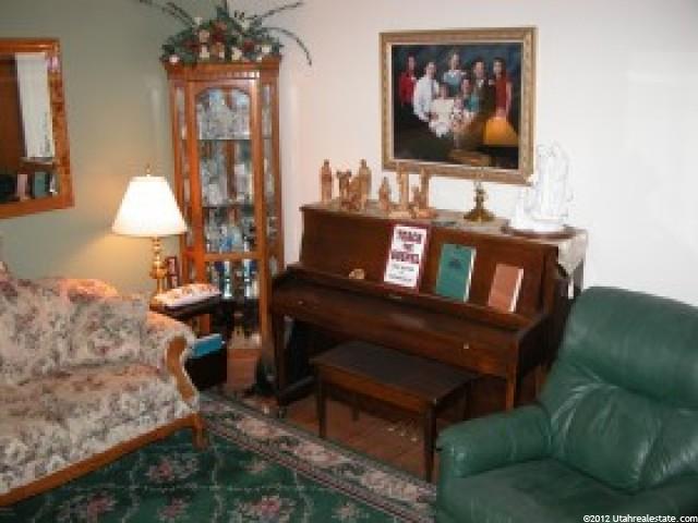 383 W 400 N #13, Bountiful, UT 84010 — photo 9