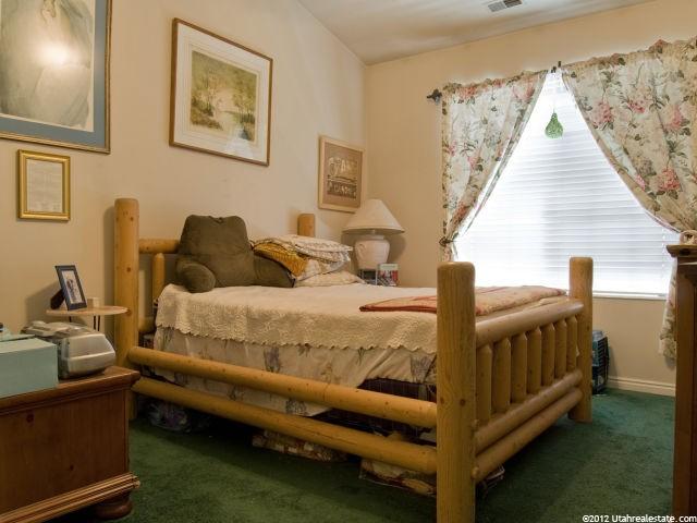 216 N 170 W, Centerville, UT 84014 — photo 8