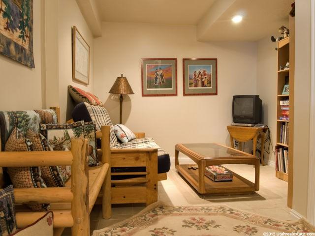216 N 170 W, Centerville, UT 84014 — photo 10