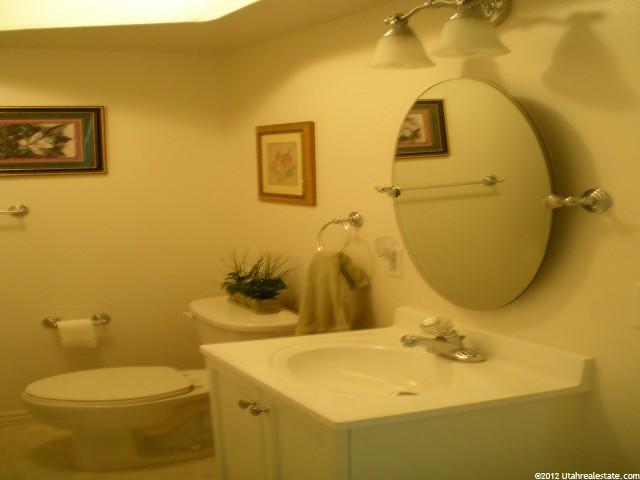 108 W 1425 N, Layton, UT 84041 — photo 7